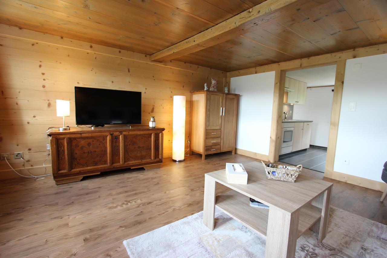 Appartement Les Mourriaux à Château-d'Œx Extérieur photo
